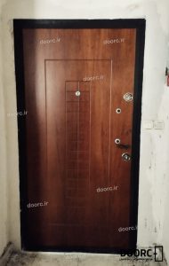 نمونه نصب شده درب اکونومی ونوس راش