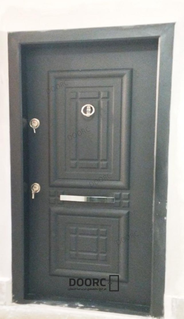 نمونه نصب شده درب فلزی توسط مجموعه دُرسی درب