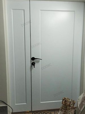 نمونه نصب شده درب داخلی توسط مجموعه دُرسی درب